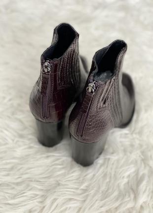 Полностью кожаные ботинки zara, коричневого цвета