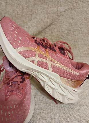 Кроссовки женские 3