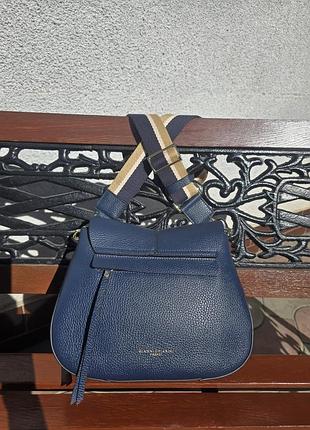Сумка італійського бренду gianni chiarini, модель helena round crossbody (navy), натуральна шкіра