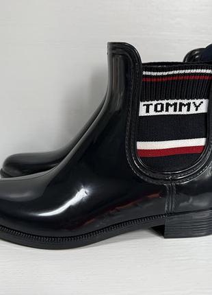 Tommy hilfiger резинові черевики