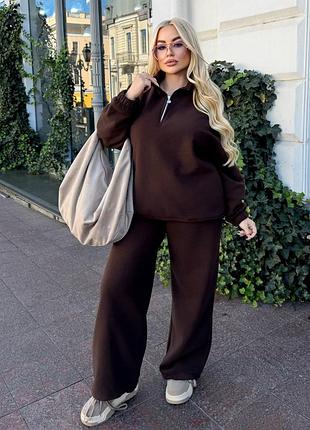 Теплый женский костюм oversize из флиса polar fleece
флисовый спортивный костюм с кофтой и брюками с затяжками
женский теплый костюм из флиса