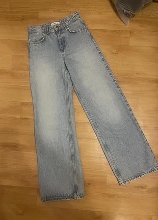 Жіночі джинси широкі блакитні pull&bear