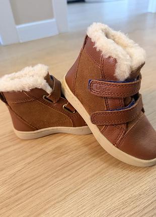 Черевики для хлопчика ugg коричневі, розмір 25
