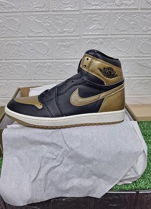 Мужские кроссовки nike jordan 1 retro high og black metallic gold.   *оригинал, в коробке.*