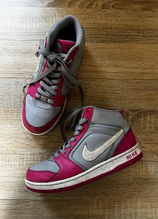 Кросівки жіночі nike демісезонні сіро-малинові