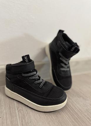 Черевики для хлопчика h&m чорні