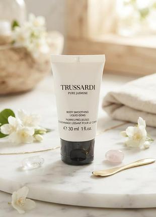 Парфюмированный гомаж (скраб) для тела trussardi pure jasmine body smoothing liquid gems, 30 мл
