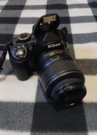 Фотоапарат nikon d3100 з об'єктивом