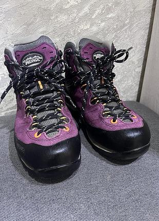 Черевики жіночі трекінгові meindl litepeak lady gtx фіолетові