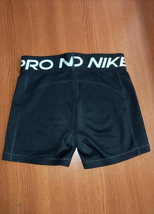 Шорты nike. размер 137/146 2