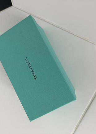 Нова, коробка красива з під окулярів tiffany & co