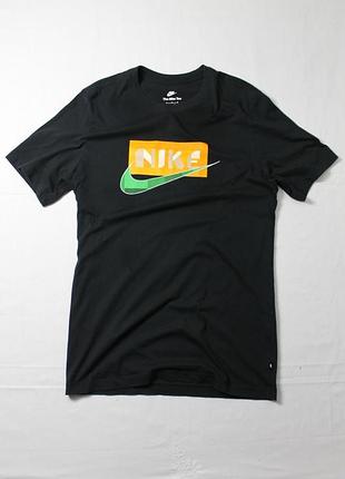 Футболка чоловіча nike чорна з принтом eur l