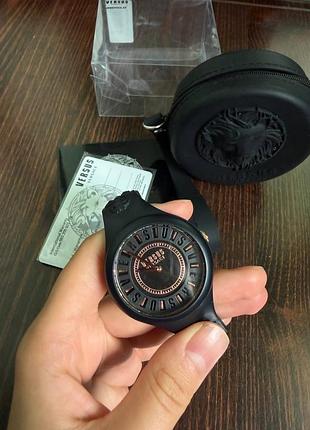 Годинник жіночий versus versace чорний
