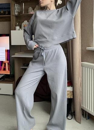 Костюм жіночий h&m ніжно-блакитний