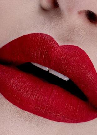 Легкая жидкая матовая помада для губ sigma liquid lipstick venom2 фото