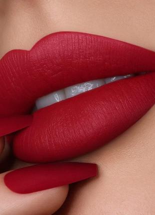 Легкая жидкая матовая помада для губ sigma liquid lipstick venom3 фото