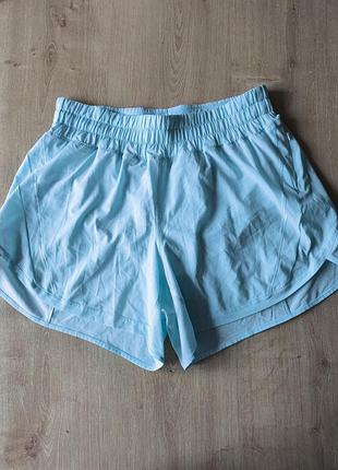 Крутые женские спортивные  беговые шорты с встроенными трусами lululemon . размер l(10).