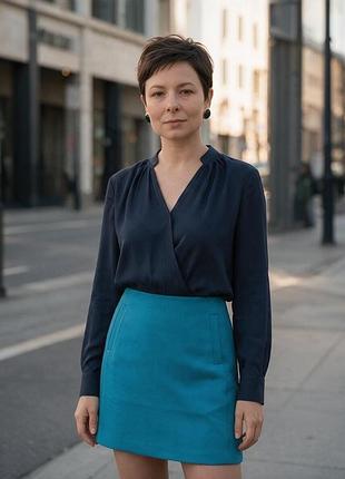 Бірюзова мініспідниця з боковими кишенями banana republic