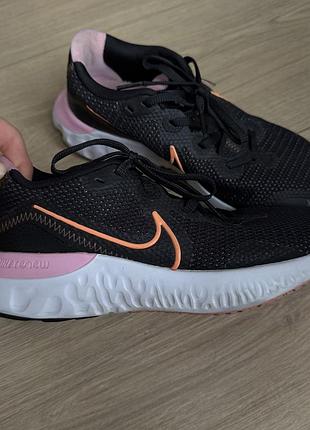 Кросівки жіночі nike чорні з рожевим