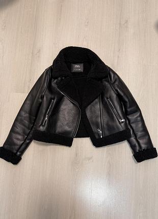 Дублянка чорна zara