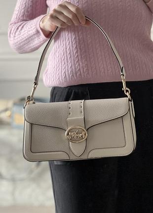 Сумка coach georgie shoulder bag кремова 6