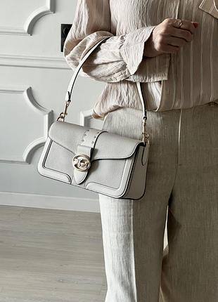 Сумка coach georgie shoulder bag кремова 5
