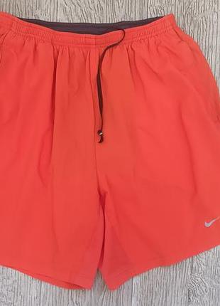 Чоловічі бігові шорти nike dri-fit running (розмір m-l) — оригінал