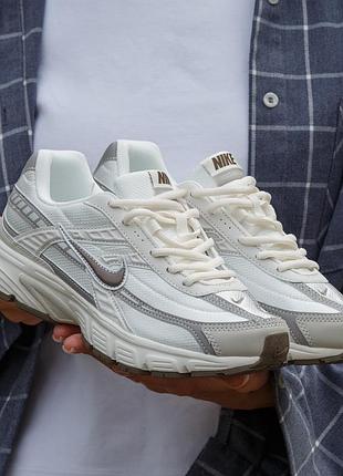 Кросівки жіночі nike initiator beige
