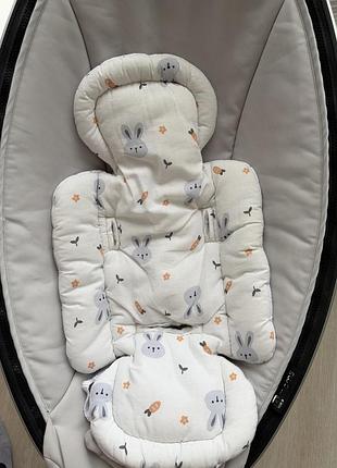 Захитуючий центр 4moms mamaroo 5