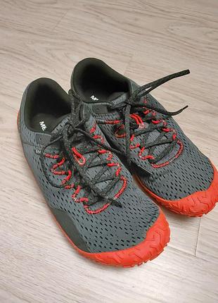 Кросівки чоловічі merrell vapor glove 6 сірі з червоним