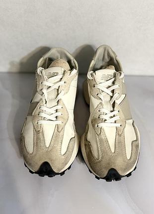 Кросівки жіночі new balance 327 бежеві