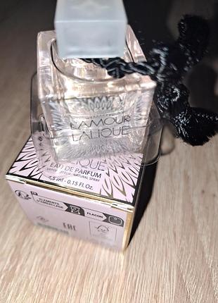 Миниатюра 
женского парфюма
lamour
lalique
