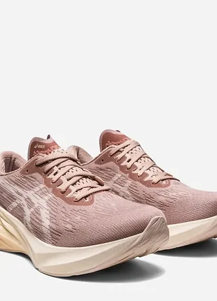 Кросівки жіночі asics для бігу рожеві