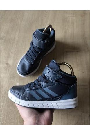 Дитячі кросівки  adidas, розмір 30