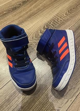 Кросівки для підлітків adidas хайтопи сині з помаранчевими смужками