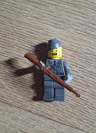 Іграшкова фігурка lego солдатик сірий 2