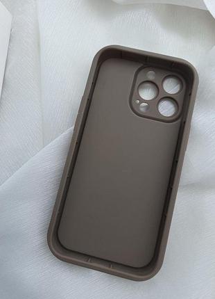 Коричневий силіконовий чохол apple iphone 13 pro 6