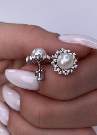 Серебряные серьги пусеты 925 пробы с жемчугом, белый цвет вставки