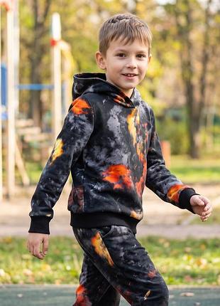 Стильний спортивний костюм з капюшоном tie-dye / вогняний худі та джогери на хлопчика ~134 см