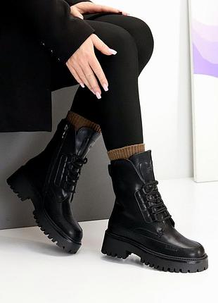 Стильные женские зимние ботинки