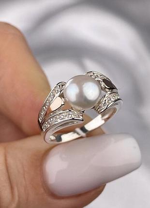 Серебряное кольцо 925 пробы с жемчугом с золотой накладкой