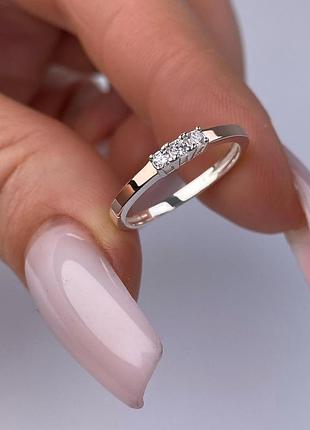 Серебряное кольцо 925 пробы с цирконием, белый цвет вставки