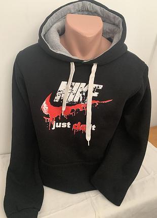 Чоловіче худі nike утеплене з капюшоном.