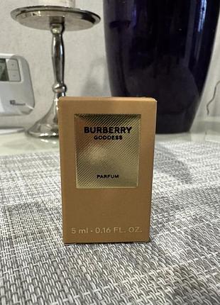 Burberry goddess парфуми 3