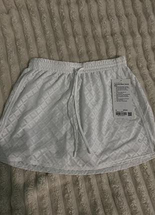 Жіноча тенісна міні-спідниця lululemon textured mesh tennis skirt біла