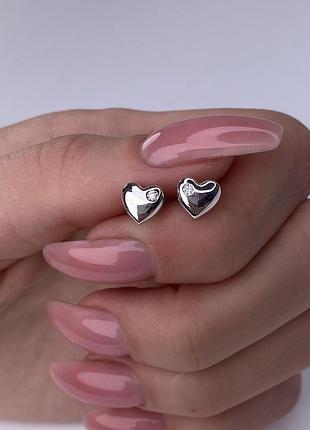 Серебряные серьги пусеты 925 пробы с фианитами, белый цвет вставки