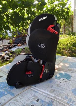 Автокресло recaro 2