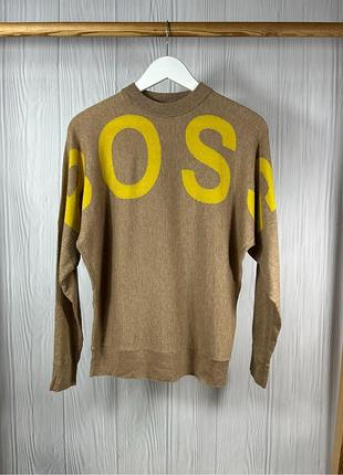 Boss hugo boss шикарний ефектний светрик кофта з шикарним дизайном розмір s