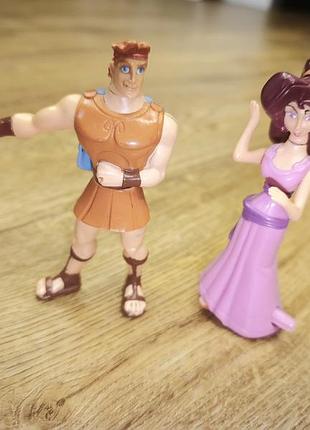 Геркулеса и Меггеры (мег) из мультфилма disney «геркулес», выпущенные в 1997 году в happy meal в mcdonald’s