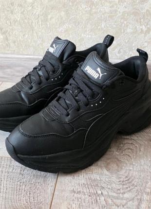 Кросівки puma жіночі чорні